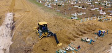 Mortes por Covid-19 chegam a 217,6 mil no Brasil