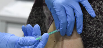 Recife inicia vacinação de gestantes para proteger bebês contra a bronquiolite nesta quarta (10)