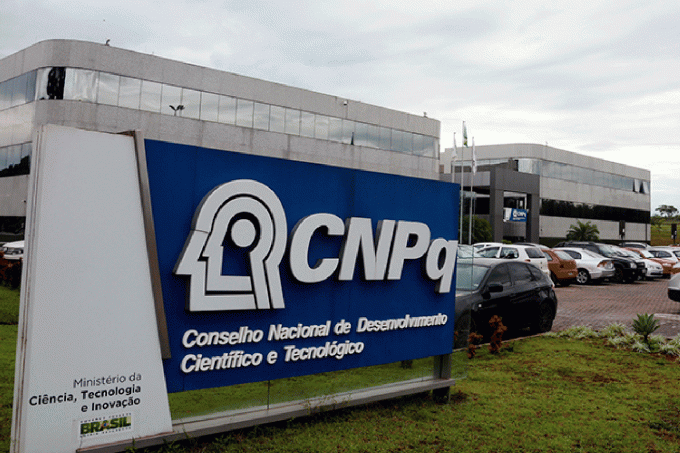 Após apagão, presidente do CNPq diz que não há perda de dados da plataforma Lattes