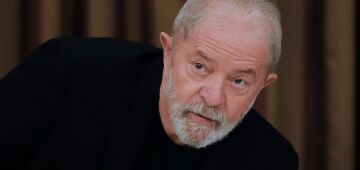 Fachin anula condenações de Lula no Paraná; decisão torna ex-presidente elegível
