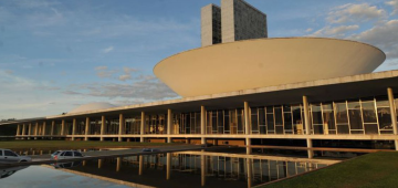 Governo e Congresso fecham acordo para resolver impasse do Orçamento