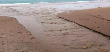 CPRH multa novamente Prefeitura de Ipojuca por lançar esgoto na praia de Porto de Galinhas