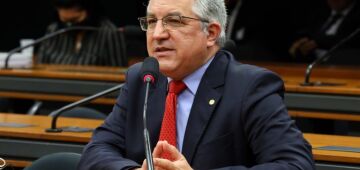 Padilha diz que governo pediu urgência na Câmara para aumentar penas para crimes ambientais