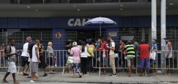 Nove em cada 10 criticam novo auxílio e maioria diz faltar dinheiro para sobreviver