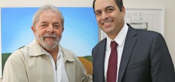 Paulo Câmara pode ser vice de Lula em 2022