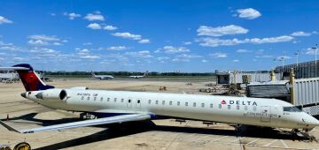 Companhias aéreas suspendem voos para Israel
