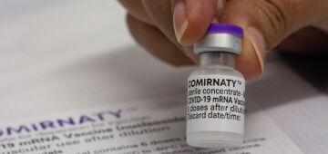 Pernambuco recebe novo lote com vacinas da Pfizer nesta quinta-feira (24)