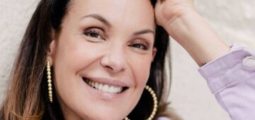 Carolina Ferraz diz viver amadurecimento na TV e veta novelas para sempre