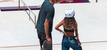 Rayssa Leal treina com Tony Hawk e agradece: 'Vivendo um sonho'