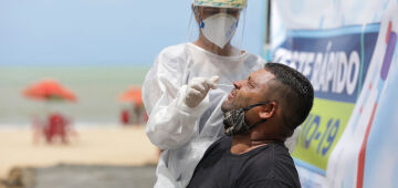 Covid-19: Brasil tem 15,7 mil novos casos e 537 mortes em 24 horas