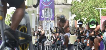 Bicicletas ergométricas são opção para auxiliar treinos em rotina corrida