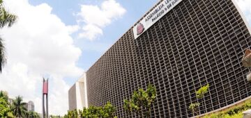 Alesp aprova PL que condiciona respeito a direitos humanos para participação em licitações