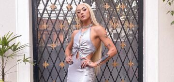 Pabllo Vittar lança álbum com músicas natalinas e relembra Natais humildes da infância