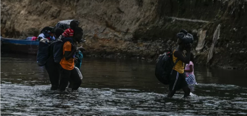 Cerca de 45 migrantes morreram na floresta do Darién este ano, diz Panamá