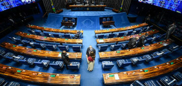Senado aprova medida provisória que cria Auxílio Brasil