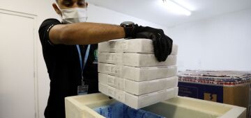 Pernambuco recebe mais de 162 mil doses de vacina da Pfizer
