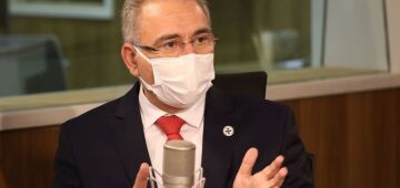 Ministério da Saúde orienta que crianças que tomaram dose adulta de Pfizer sejam examinadas