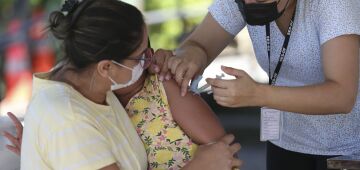 Entidades criticam 'campanha de sabotagem' e pedem avanço na vacinação infantil