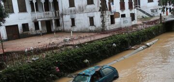 Governador pede ajuda ao governo federal para reconstruir Petrópolis