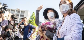 Fundadora do Exército Vermelho Japonês é solta da prisão após 20 anos