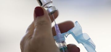 Covid-19: Fiocruz alerta para estagnação na cobertura vacinal