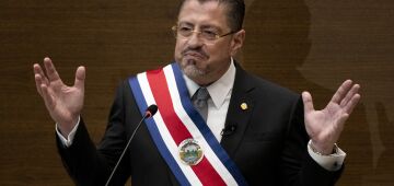 Presidente da Costa Rica pode perder imunidade parlamentar