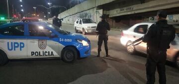 Confronto entre bandidos e policiais no Rio causa pelo menos 11 mortes