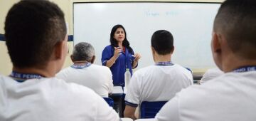 Pernambuco abre seleção com 46 vagas para professores do Pronatec prisional; salário é de R$ 3,9 mil
