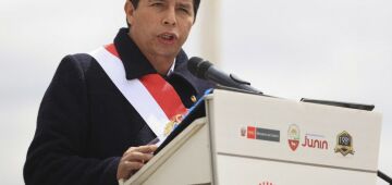 Relatório do Congresso do Peru recomenda processar Castillo por traição à pátria