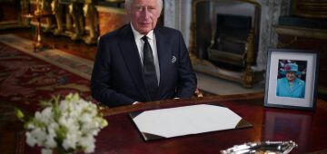 Charles III promete servir aos britânicos por toda a vida, como Elizabeth II