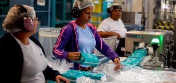 Após reorganização estratégica, Kimberly-Clark prevê dobrar tamanho no Brasil até 2028