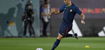 Portugal estreia na Copa contra Gana com Cristiano Ronaldo em busca de novo clube