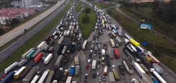 ﻿AGU obtém 13 sentenças favoráveis a uso da PRF para liberar rodovias