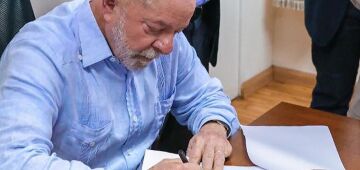 Lula sanciona leis que reconhecem gospel, grafite e Festa do Sairé