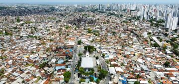 Morro da Conceição é território de fé ligado à chegada de imagem com três metros de altura 