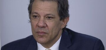 Haddad é vaiado em evento de corretores e mediador pede palmas para quem o vaiou