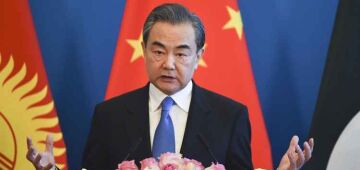 China está disposta a trabalhar com o Brasil para consolidar Brics, diz ministro Wang Yi