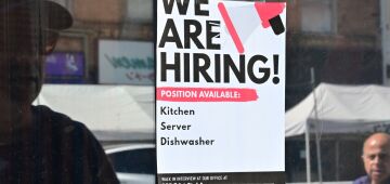 Setor privado dos EUA cria 54 mil empregos em agosto, revela ADP