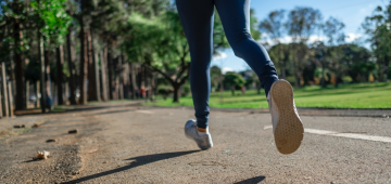 Mulheres cometem erro pós-treino que pode deixá-las com infecção grave, alerta médica; saiba qual é