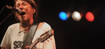 Crítica: Lenine faz um dos discos do ano simplesmente ao ser Lenine