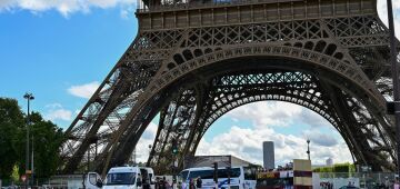 Torre Eiffel apagará suas luzes em memória das vítimas do ataque de 7 de outubro