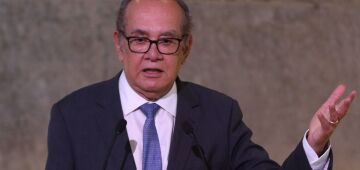 Gilmar Mendes diz que atentado impulsiona debate sobre regulação das redes sociais