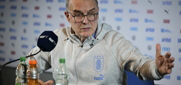 Uruguai de Marcelo Bielsa vive um lento retrocesso; entenda a situação