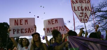 Aborto: ausência de políticas públicas distancia meninas e mulheres do procedimento legal e seguro