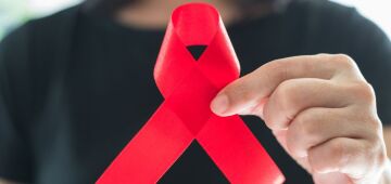 Dezembro vermelho: ato político-cultural no Recife marca dia mundial de enfrentamento à Aids