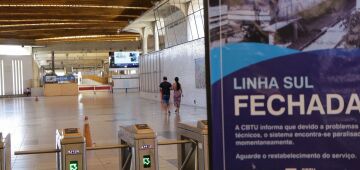 Linha Sul do Metrô do Recife está paralisada por problemas na rede aérea