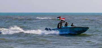 Houthis dizem ter atacado alvos em Israel e navio no Mar Vermelho com drones