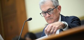 Fed não vai esperar inflação a 2% para considerar um corte nas taxas, diz Powell