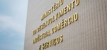 Nova Indústria Brasil terá R$ 546,6 bi para cadeias agroindustriais sustentáveis, informa MDIC