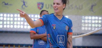 Recife Vôlei enfrenta o Curitiba em busca do terceiro lugar na Superliga B